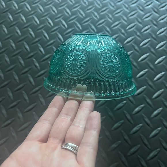 Vintage Pioneer Woman Turquoise Glass Teal Fruit Dessert Prep Bowl Adeline 13oz - Picture 5 of 7